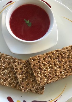 A picture of Beetroot and oats soup.