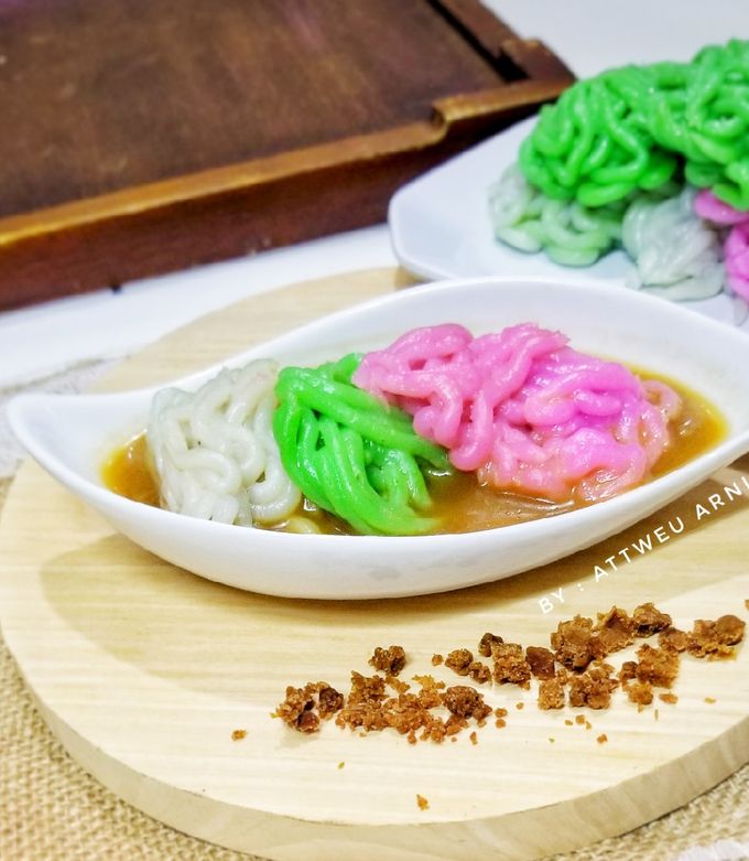 Foto resep Putu mayang saus kinca gula merah / gula aren jajanan pasar