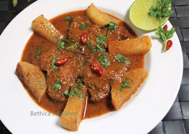 Recipe of Ultimate Muj Gaad (Kashmiri Style Fish Curry)