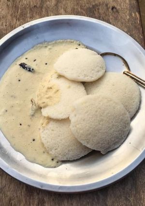 A picture of Soft idli.
