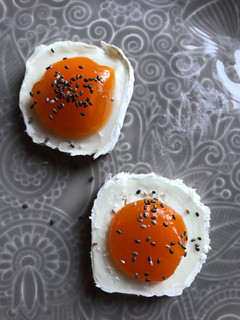 Una foto de Canapé de calabaza y queso de cabra - trampantojo