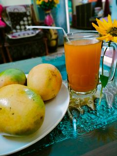 मैंगो फ्रूटी (Mango frooti recipe in hindi) रेसिपी मुख्य फोटो