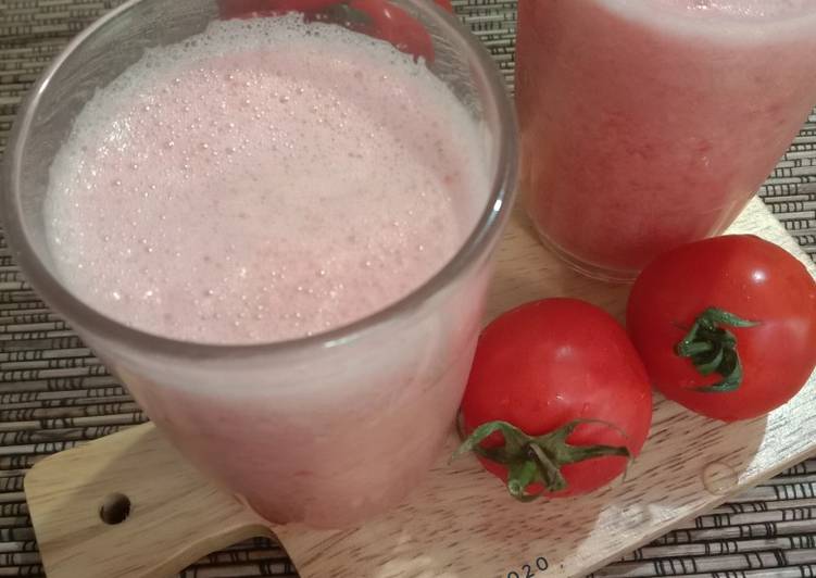 Cara Mudah Membuat Jus Tomat Enak dan Antiribet