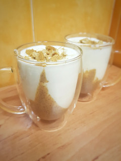 Una foto de Mcflurry de cacahuete y chocoblanco