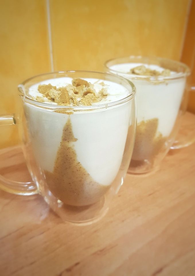 Una foto de Mcflurry de cacahuete y chocoblanco