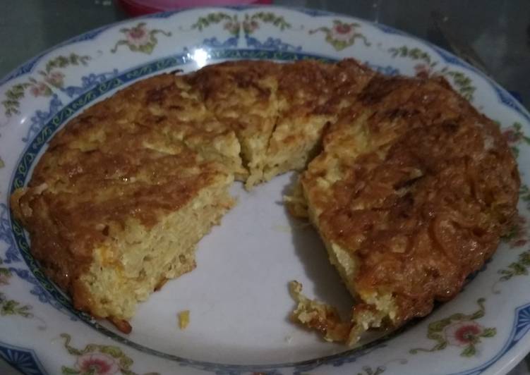 Cara Gampang Menyiapkan Martabak Mie Sederhana Anti Gagal