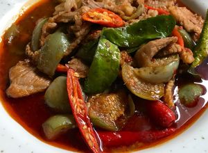 รูปของ ผัดพริกแกงหมูใส่มะเขือ