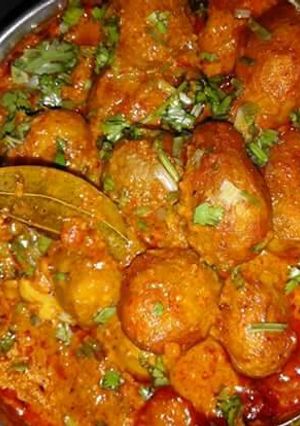 A picture of Kashmiri dam aloo.