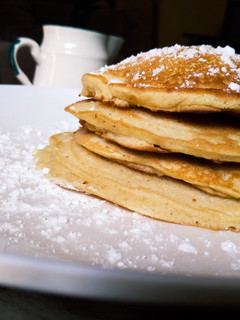 A picture of Soft fluffy pancakes.