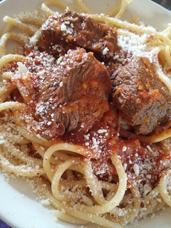 A picture of Greek beef stew in tomato sauce - kokkinisto.