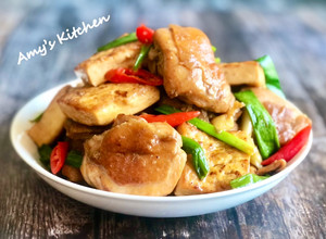 蔥燒豆腐雞腿排 / 家常菜 的食譜成品照片