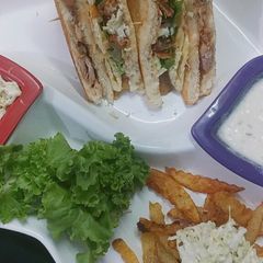 A picture of Malaiboti sandwich.