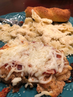 A picture of Chicken Parmesan.