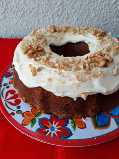 Una foto de Carrot Cake con nueces 🥕🥕