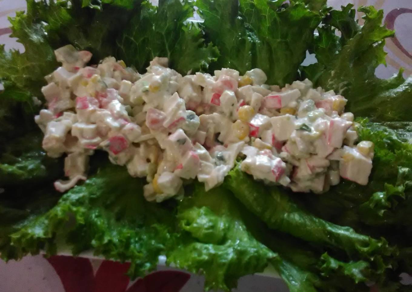 Ensalada de surimi con 4 ingredientes