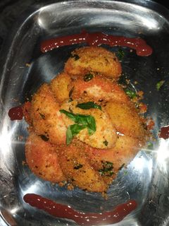 चटपटी फ्राई इडली (chatpati fry idli recipe in Hindi) रेसिपी मुख्य फोटो