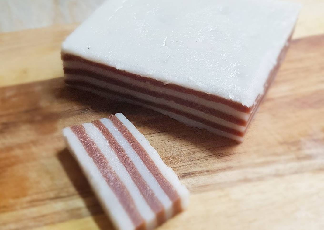 Cara Gampang Membuat 321. Kue Lapis Tepung Beras yang Menggugah Selera