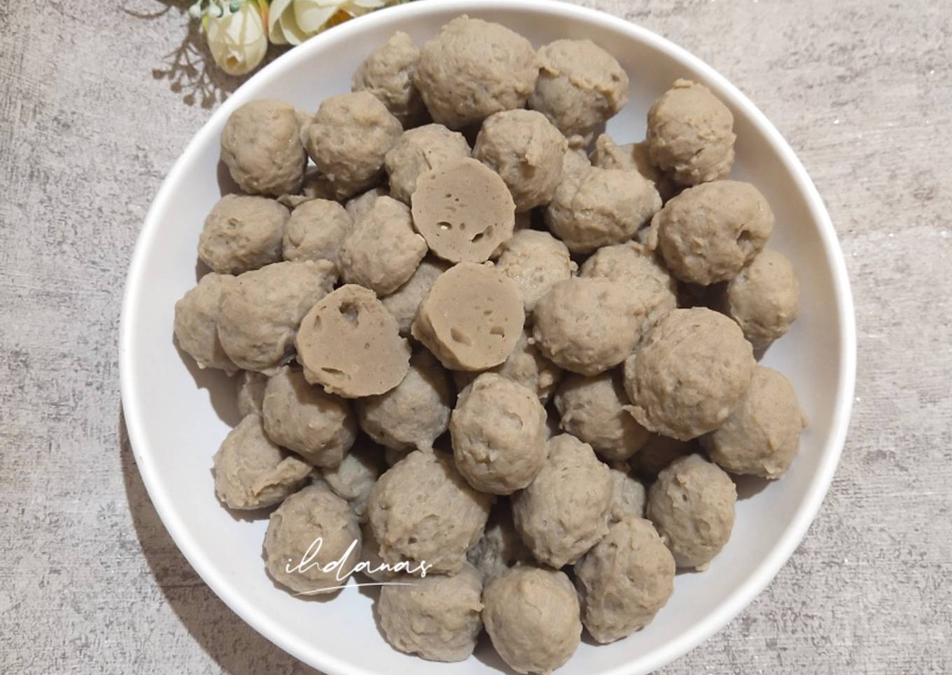 Bakso Daging Sapi Lembut dan Kenyal (memakai daging sapi Frozen)