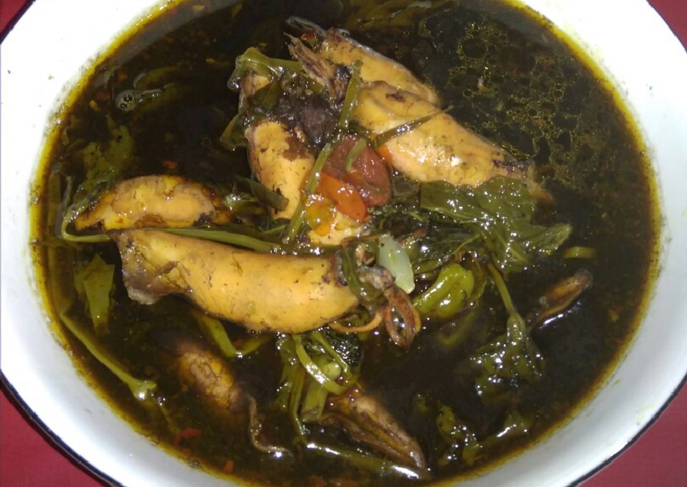 Wadah untuk memasak cumi basah