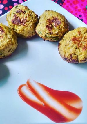 A picture of Plantain balls.