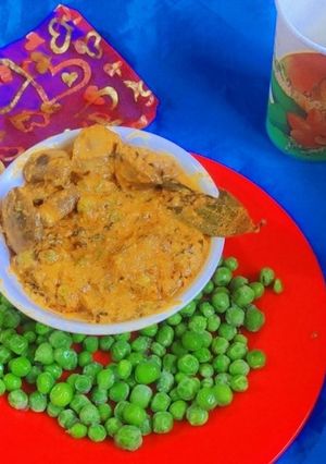 A picture of Mushroom matar restaurant style.
