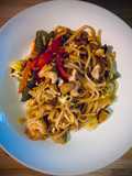 Noodles con costilla de cerdo y gambas!🥡🥢