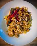 Noodles con costilla de cerdo y gambas!🥡🥢