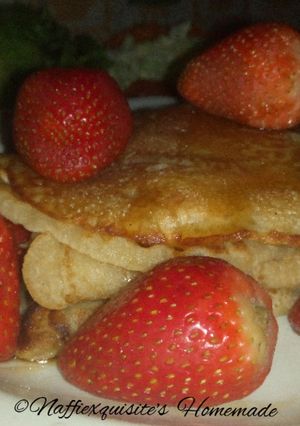 A picture of Strawberry pancakes.