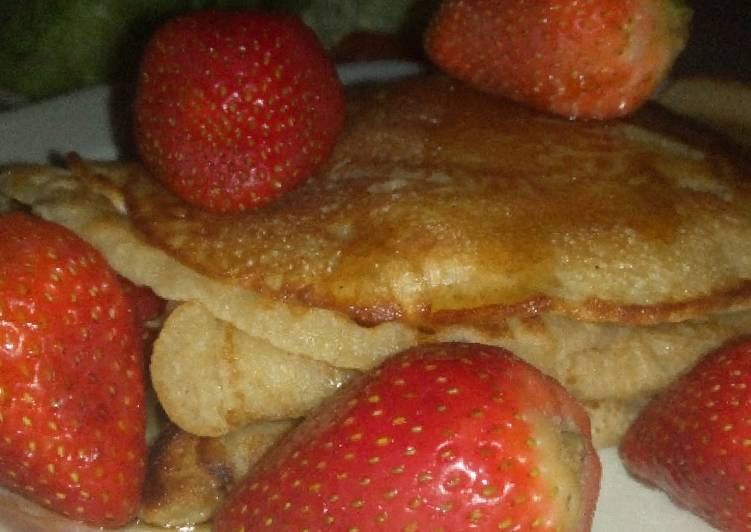 Simple Way to Make Homemade Strawberry pancakes