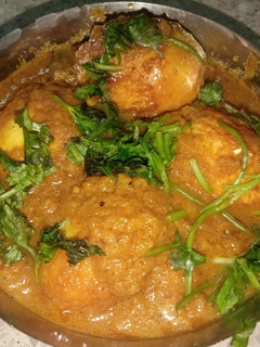 अंडा करी (anda curry recipe in Hindi) रेसिपी मुख्य फोटो