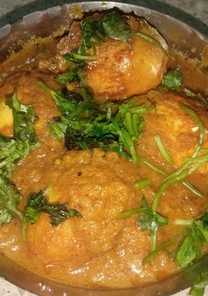 अंडा करी (anda curry recipe in Hindi) रेसिपी मुख्य फोटो