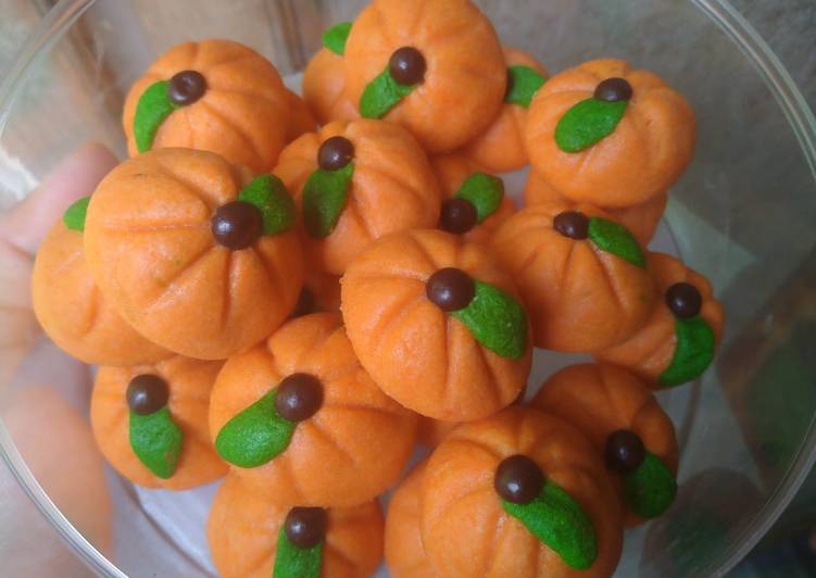 21. Nastar Karakter Buah