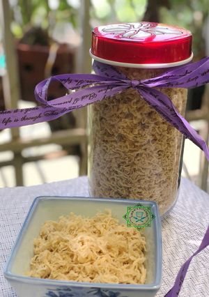 Hình của món Xao ruốc bằng lò vi sóng.