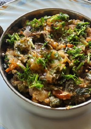 A picture of Khandeshi special jalgaon green brinjal roasted bharta.
