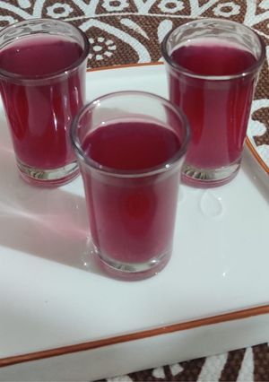 A picture of Red Cabbage Kanji Shot.