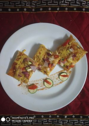 पिज़्ज़ा (pizza recipe in hindi) रेसिपी मुख्य फोटो