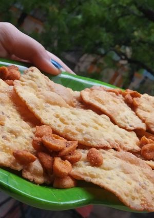ફાફડા(fafada in Gujarati) રેસીપી મુખ્ય ફોટો