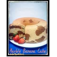 A picture of MARBLE BANANA CAKE.