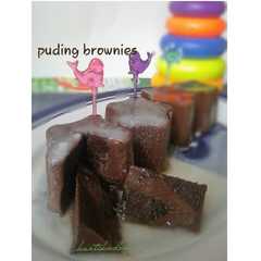 A picture of Puding brownies.