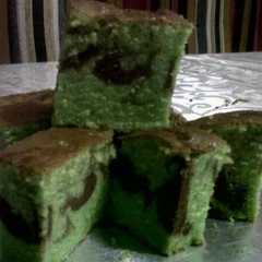 A picture of Marmer cake pandan.