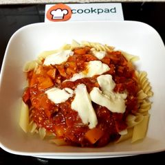 A picture of My Chorizo & Smoked Sausage on Pasta. 😍.