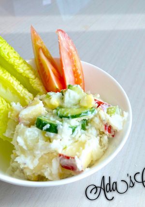 A picture of [Midnight Diner] Japanese Potato Salad (Low-Calorie Version).