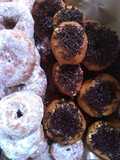 Donat Luwak White Koffie