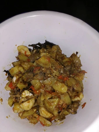 Langkah Mudah untuk Membikin Resep Sambal kentang goreng ati  bakso ayam yang Menggugah Selera Anti Ribet, Uenak Banget