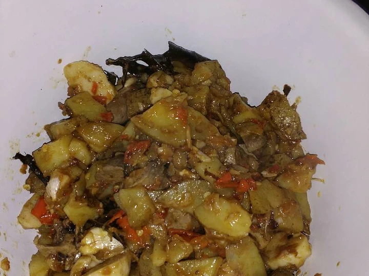 Langkah Mudah untuk Membikin Resep Sambal kentang goreng ati  bakso ayam yang Menggugah Selera Anti Ribet, Uenak Banget