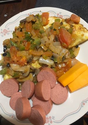 A picture of Spanish sauce for omelets.