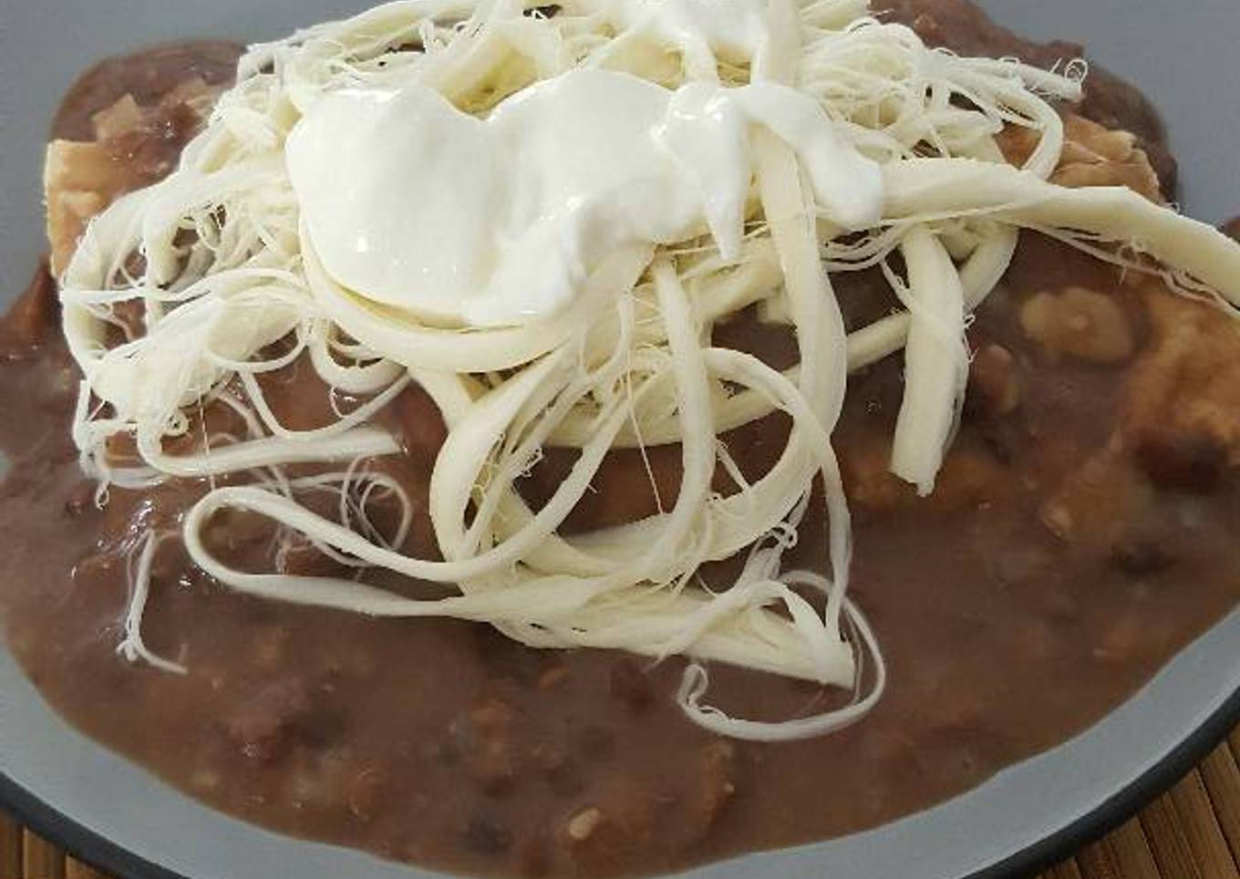 Enfrijoladas de Huevo