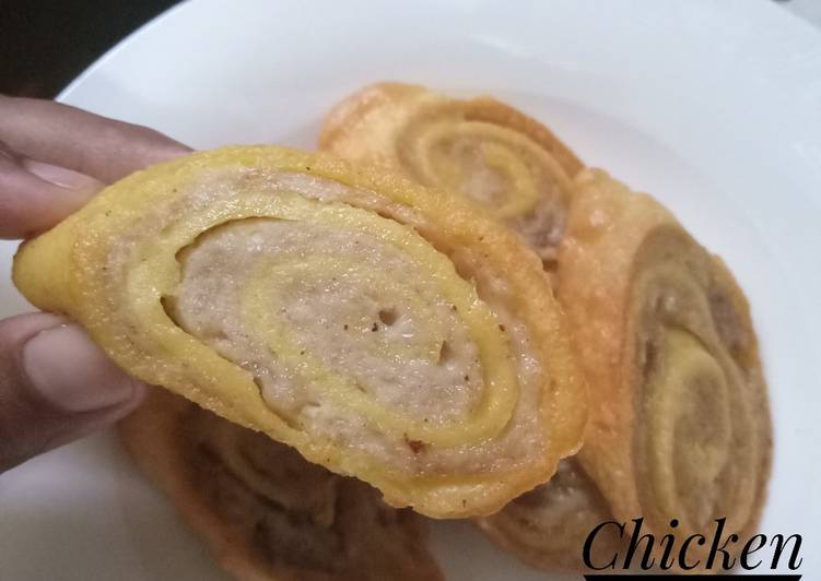 Chicken Egg Roll Hokben