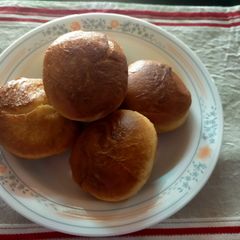 A picture of Cream Bun (Kerala Bakery Style).