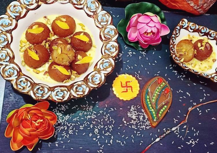 Step-by-Step Guide to Make Any-night-of-the-week Rabri gulab jamun